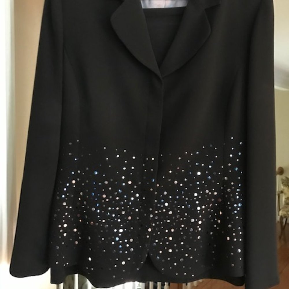 Bergamo by Ebi black crepe skirt suit